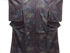 未使用品　重要無形文化財本場結城紬80亀甲　菊模様織り出し着物